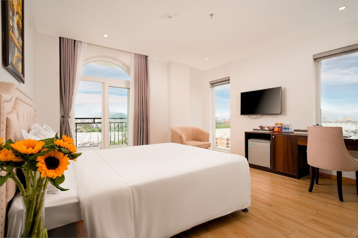 RHM Luxury Hotel And Suite — photo 2