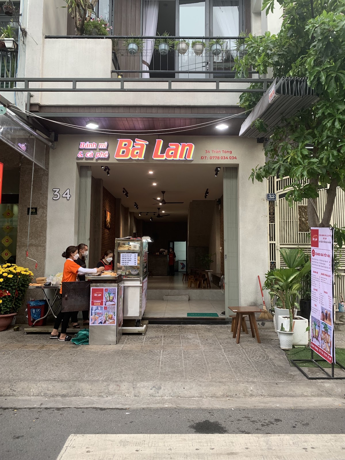 Bánh Mì Bà Lan