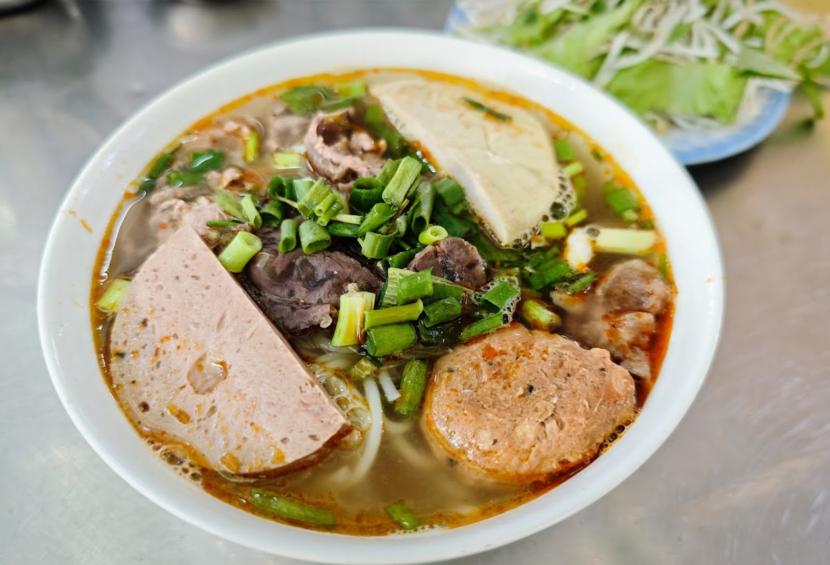Bún Bò Mệ Mui - Lê Hồng Phong — фото 2