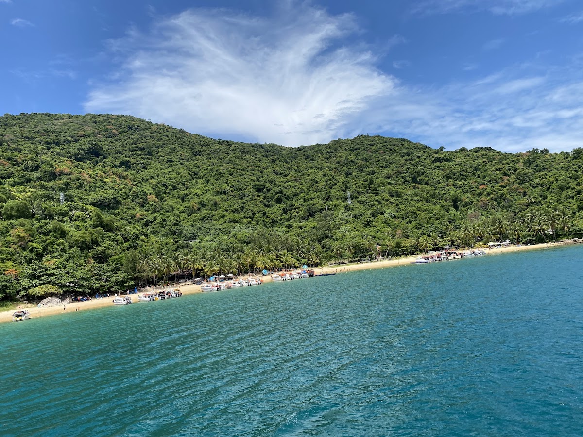 Cham Island Diving Center