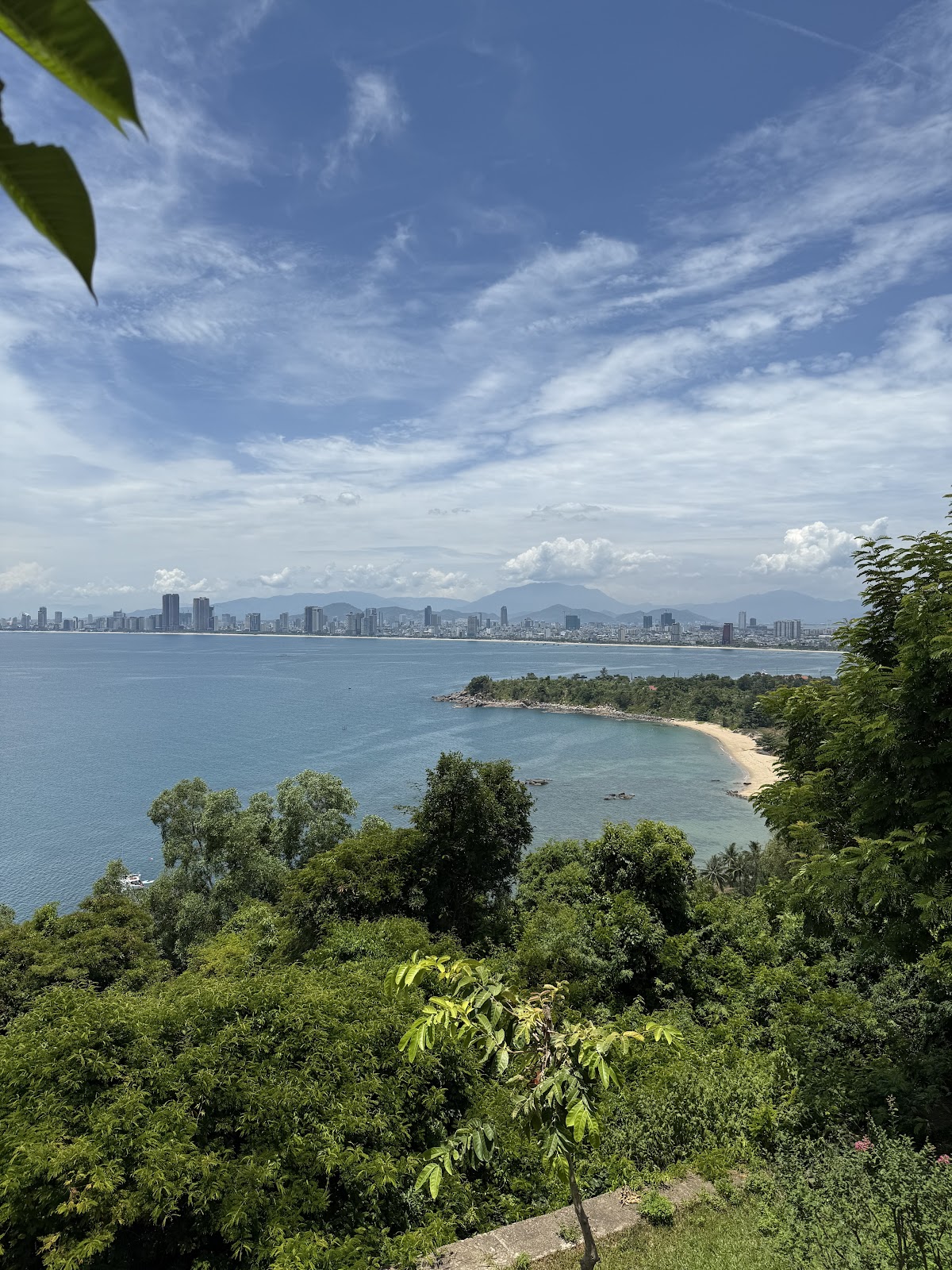 Danang and sea viewpoint — фото 3