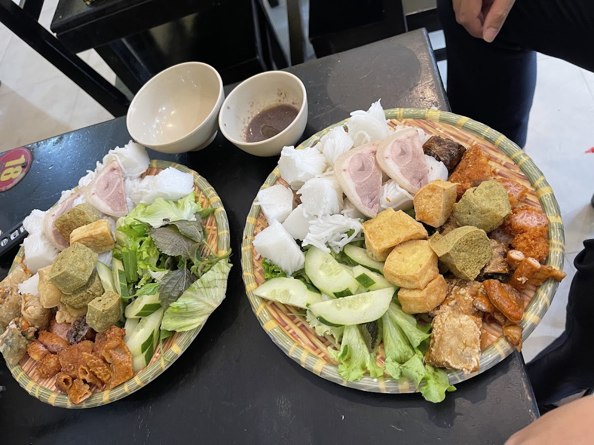 Đón - Bún Đậu Mắm Tôm — фото 2