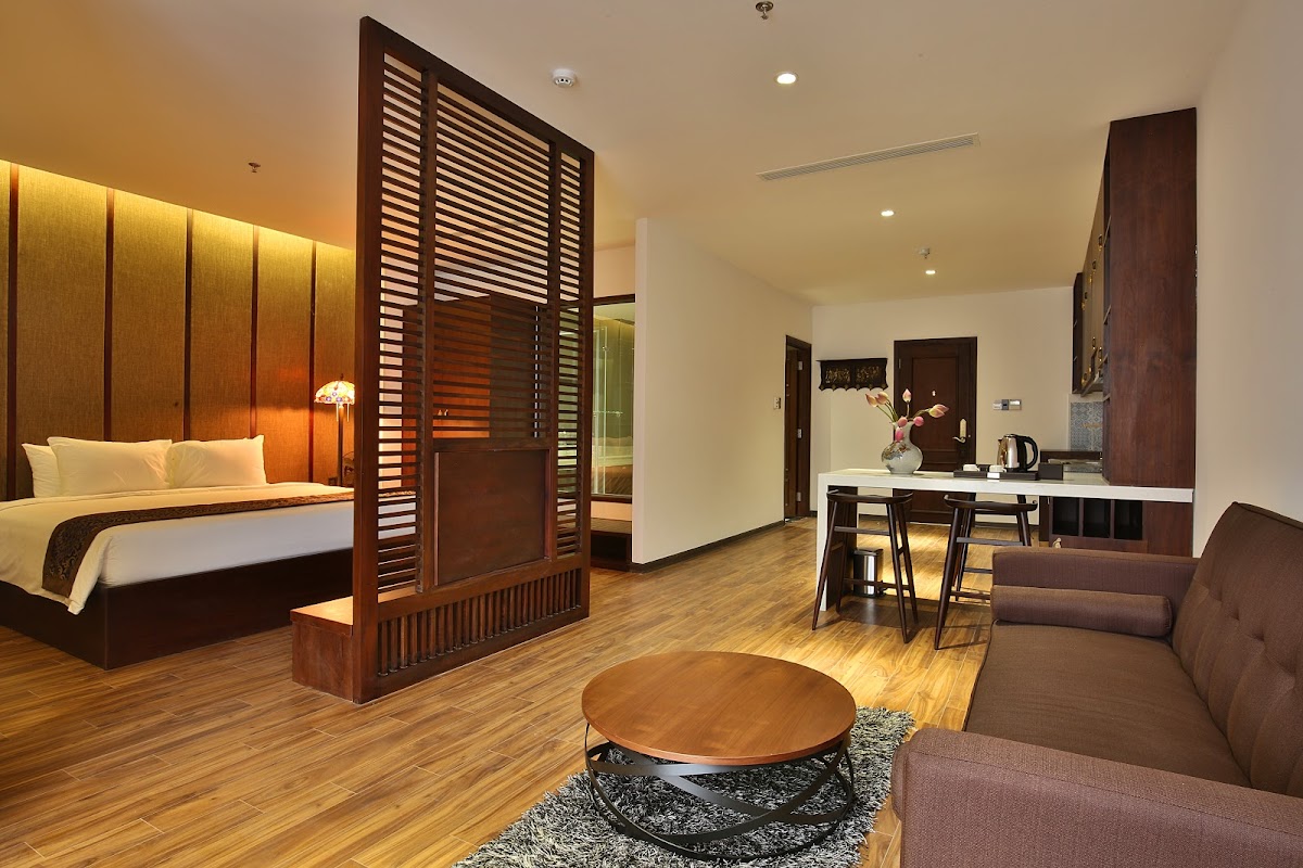 Dong Duong Hotel & Suites - Afternoon Tea Inclusive — photo 2