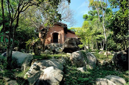 Đông Kinh Museum