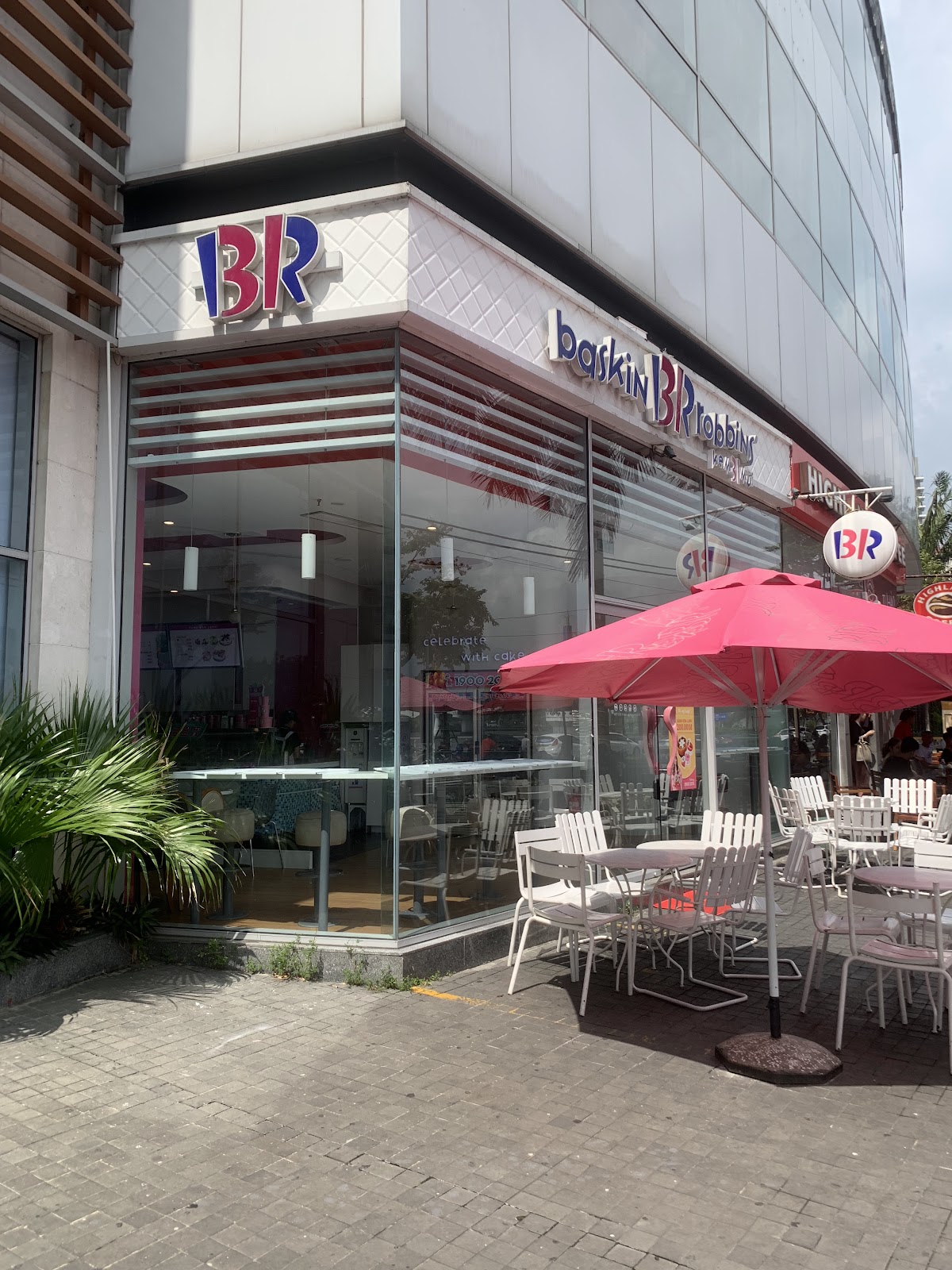 Kem Baskin Robbins - Bạch Đằng