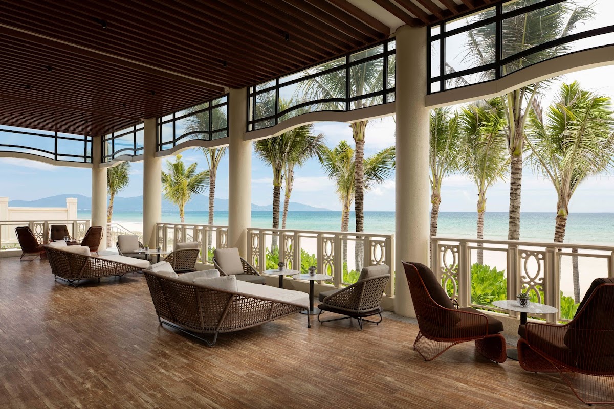 La Plage Beachfront Restaurant