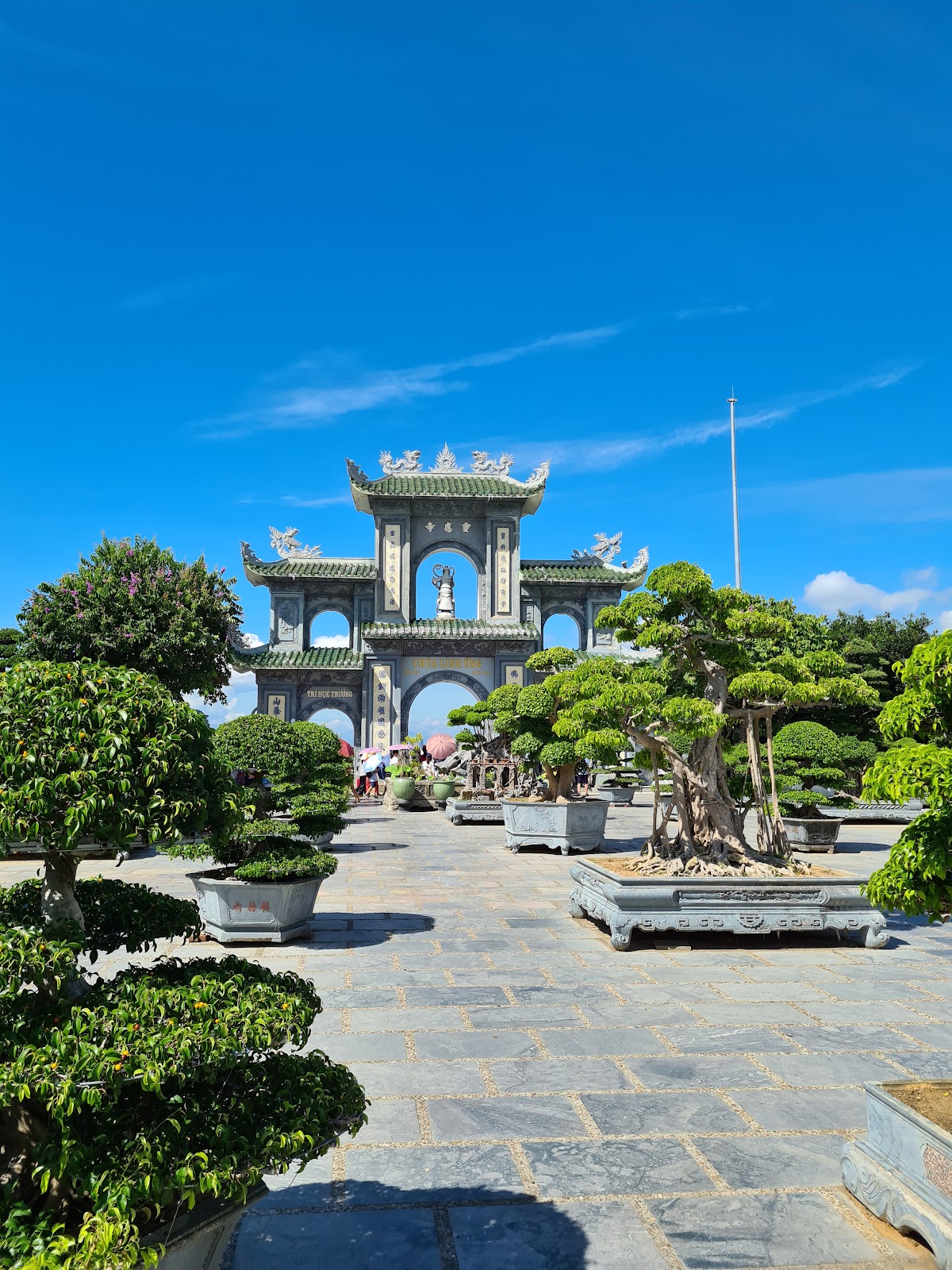 Lady Buddha (Linh Ung Pagoda Statue) — фото 2