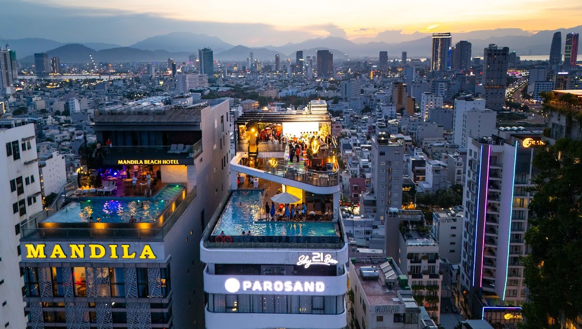 Nem Restaurant (Belle Maison Hotel)