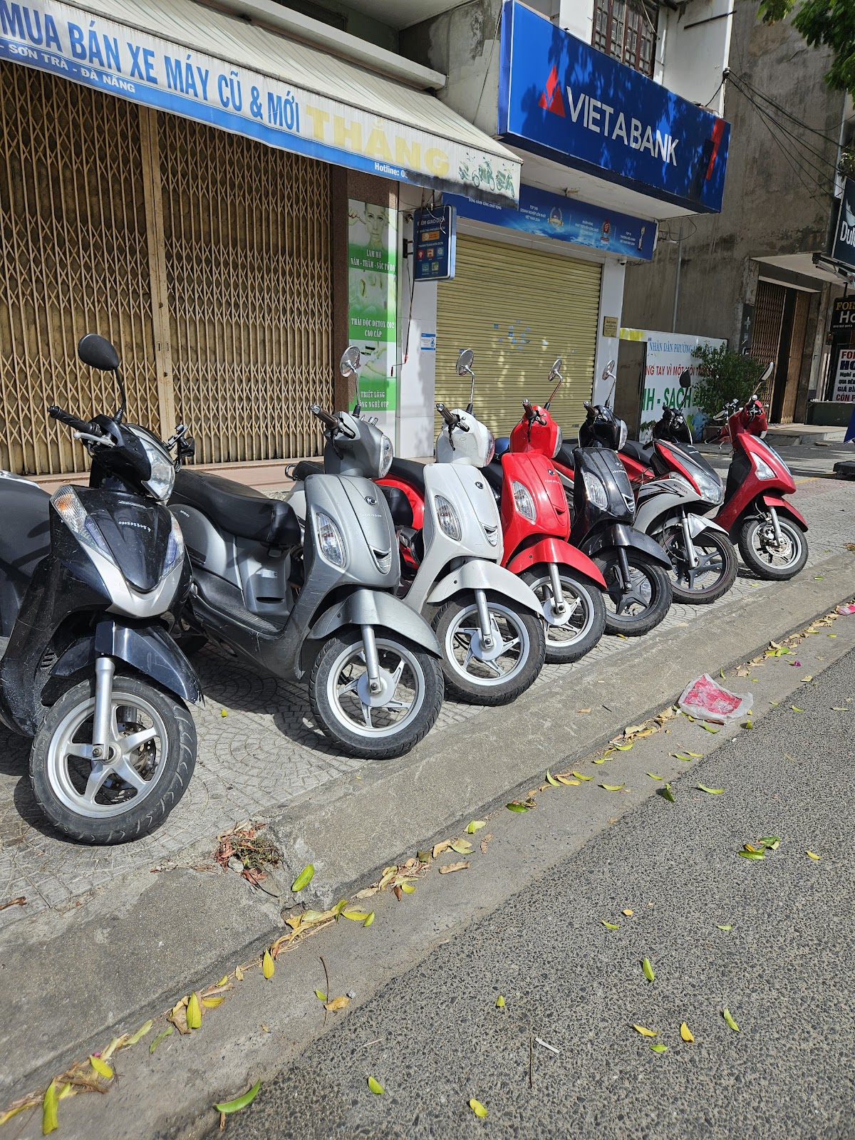 Nhan's Motorbikes rental Dang Nang