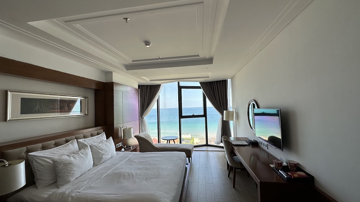 Paris Deli Danang Beach Hotel — фото 2