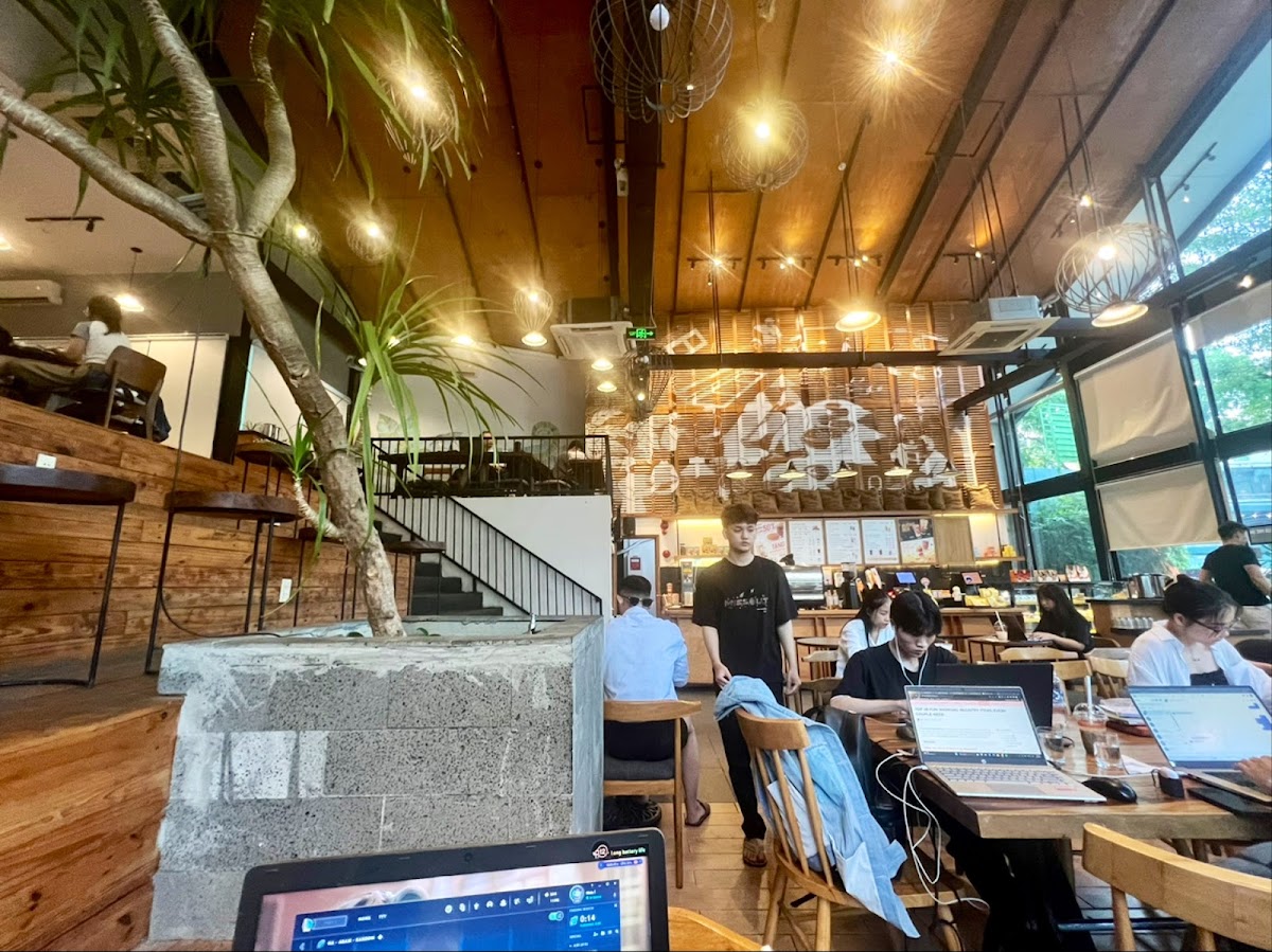 The Coffee House - Nguyễn Văn Linh — фото 3