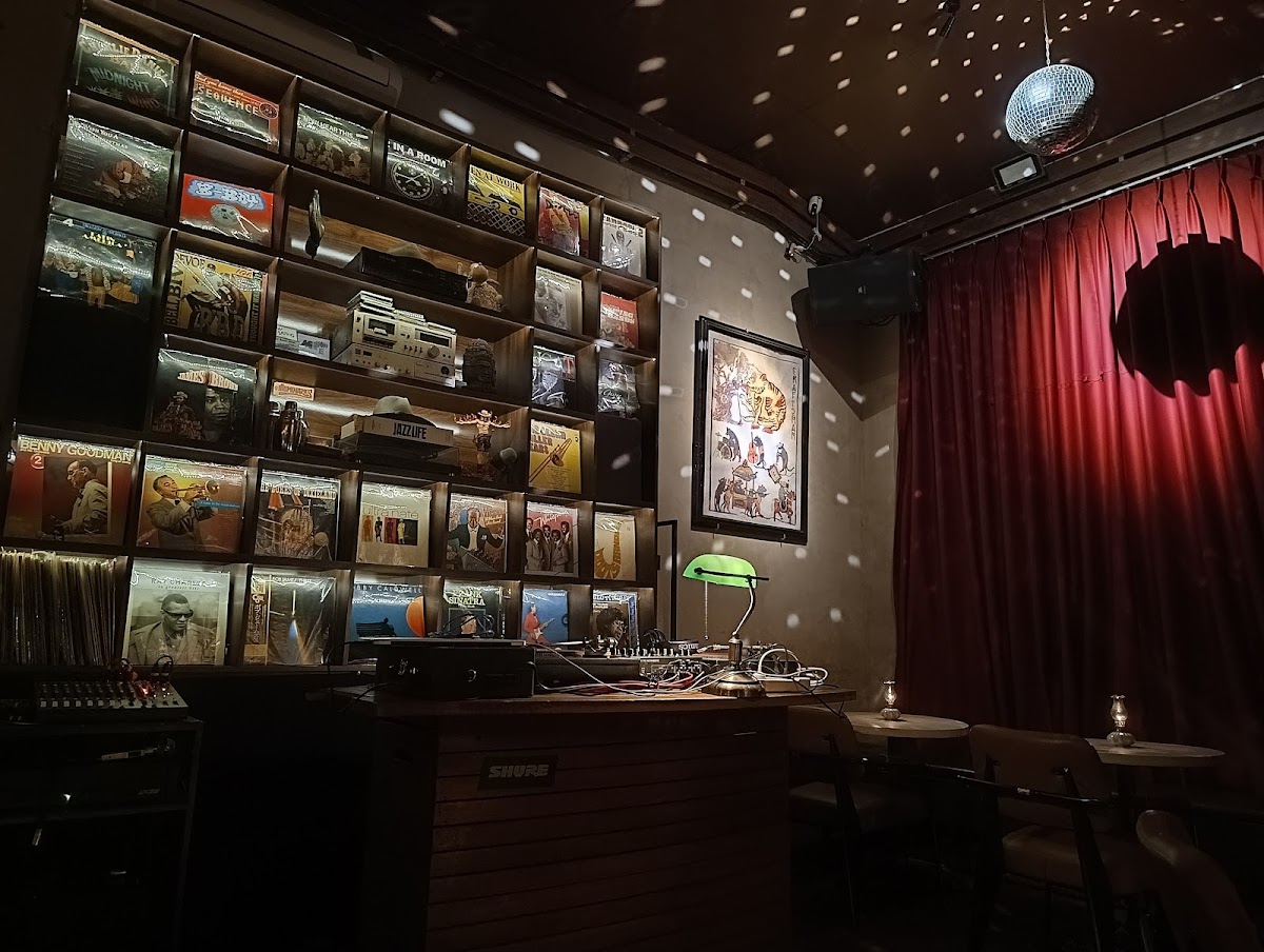The Craftsman Cocktail Bar — фото 3