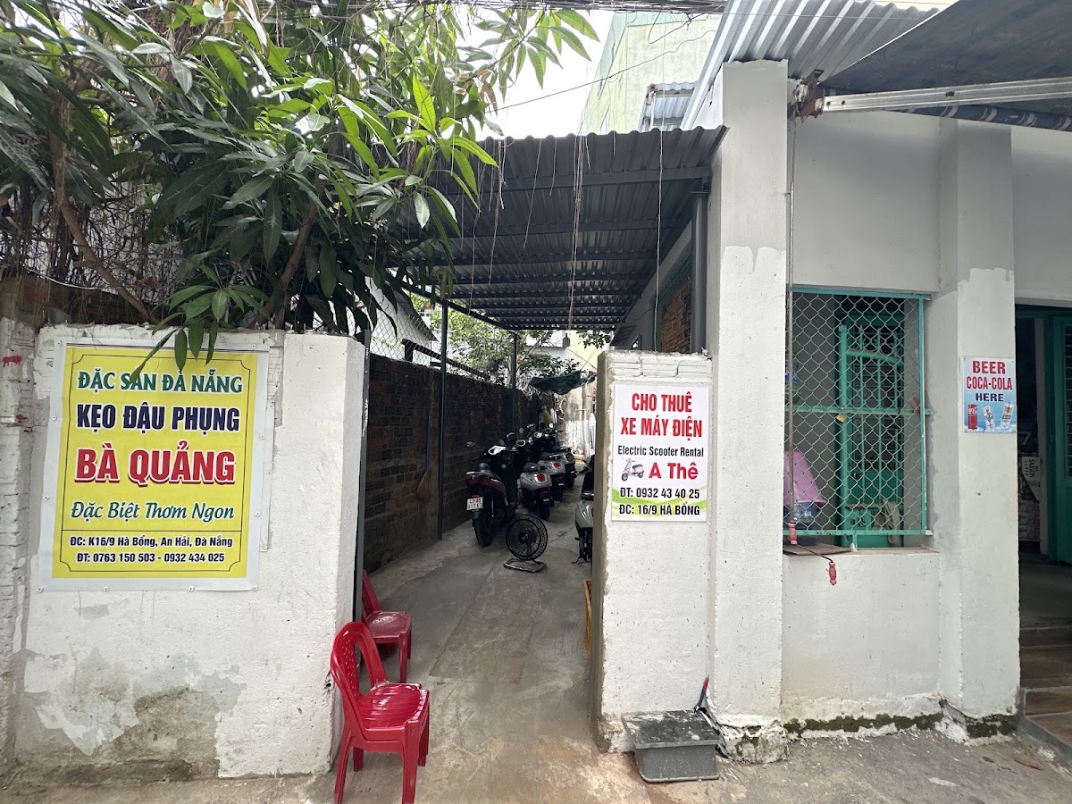 Thuê xe máy điện - A Thê