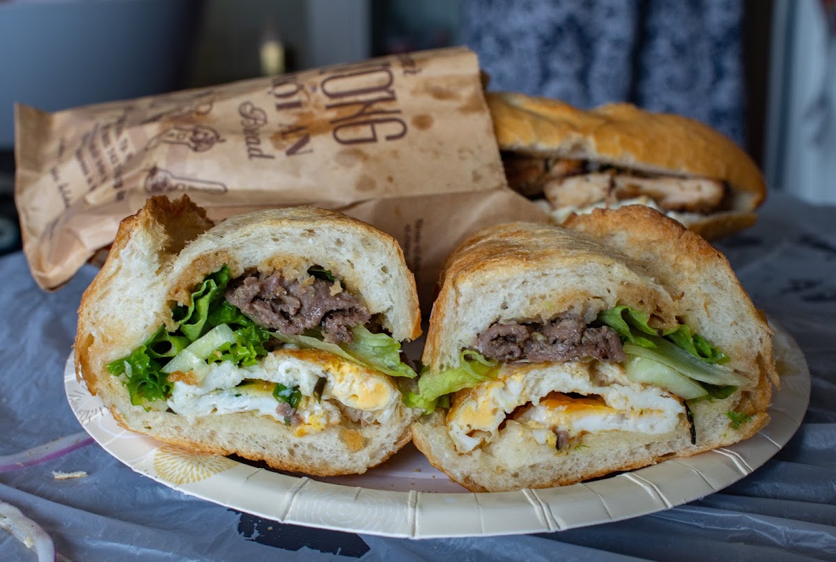 Bánh Mì Phượng — фото 2