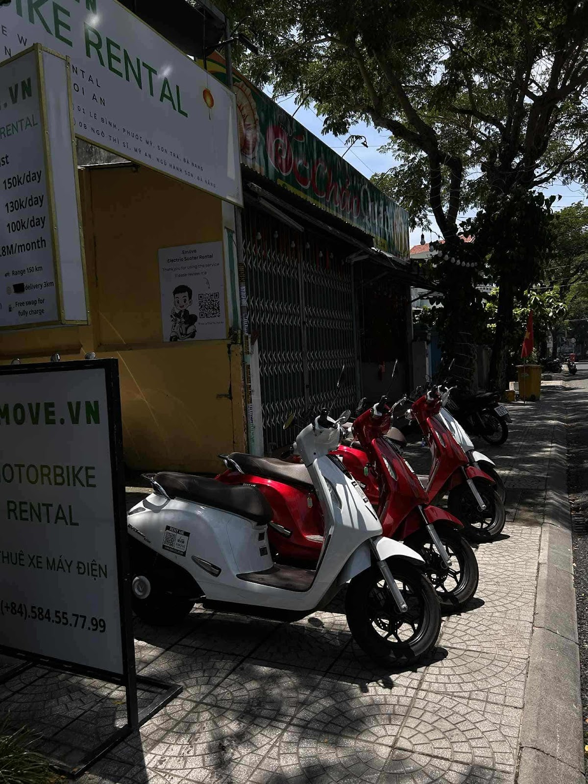 iziGo - ELECTRIC MOTORBIKE RENTAL (오토바이 대여 - 摩托车租赁)