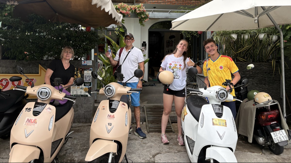 SIN E-scooter Rental Hoi An